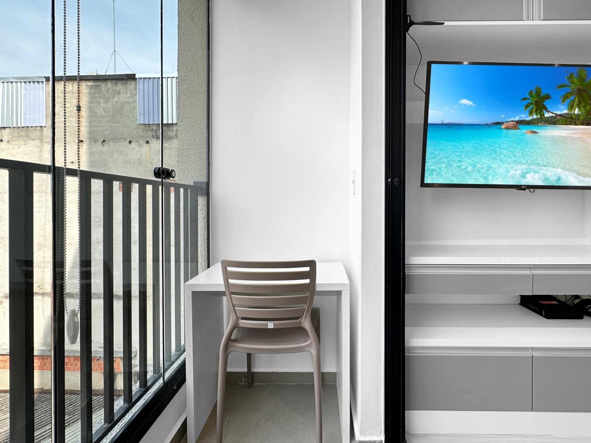 Apartamento Balcony Kitchen Sirio Libanes Hospital *